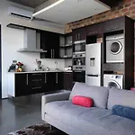 Industrial 1 Bedroom Apartment In The City Bowl
